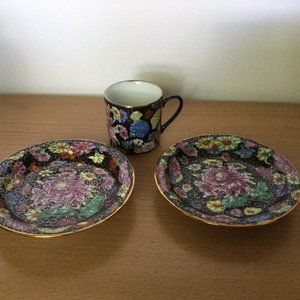 Vintage Chinese Canton hand painted mille fleur thousand flowers plates cup lot